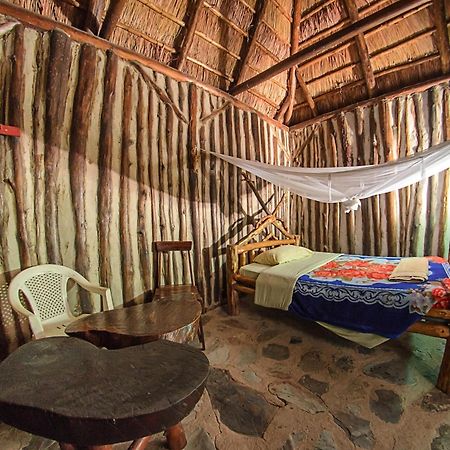 Dave The Cave Eco Lodge And Cultural Campsite Rubirizi Экстерьер фото